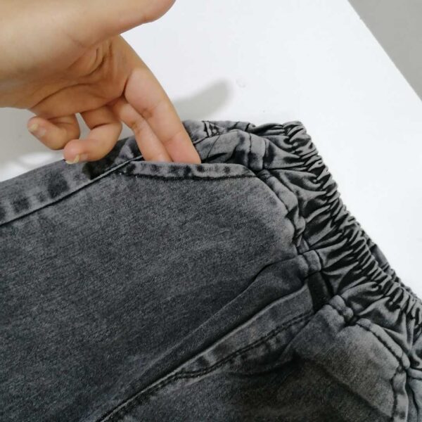 شلوار لی دخترانه مشکی طرح میکی موس مناسب 1 تا 12 سال