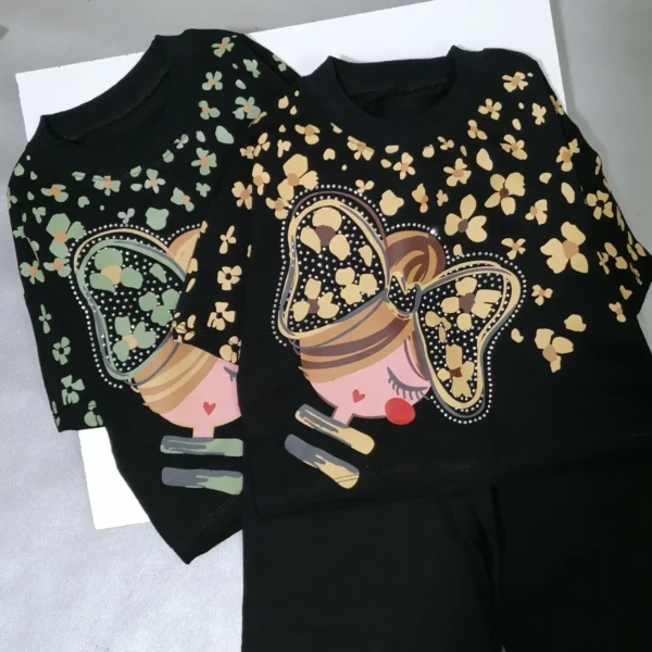 کراپ شلوار دخترانه مشکی طرح فنری مناسب 2 تا 9 سال