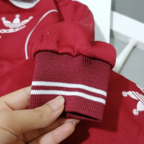 سوییشرت ورزشی باکیفیت